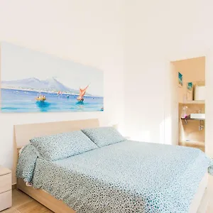 In...napoli 3*, Naples Italie