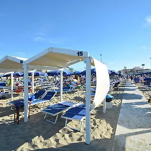 https://riccione-beach-hotel.riccione-hotels.org