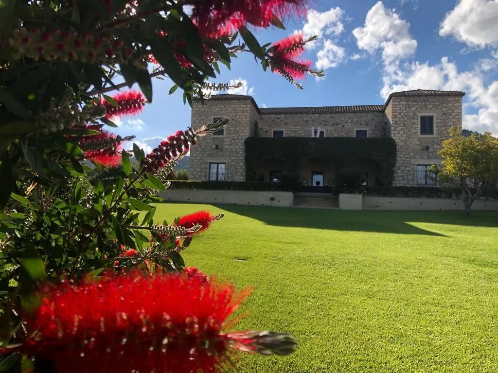 Borgo Antico XIX Sec. Bed & Breakfast Gesturi Italy